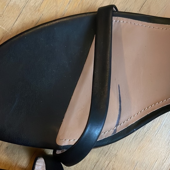 Calvin Klein heels in nude and black - Picture 3 of 6